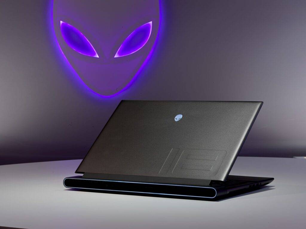 alienware_m18-1024x767-1