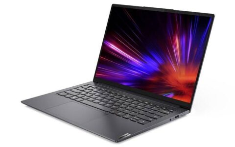 全新的lenovo yoga slim 7i pro具有大型oled屏幕