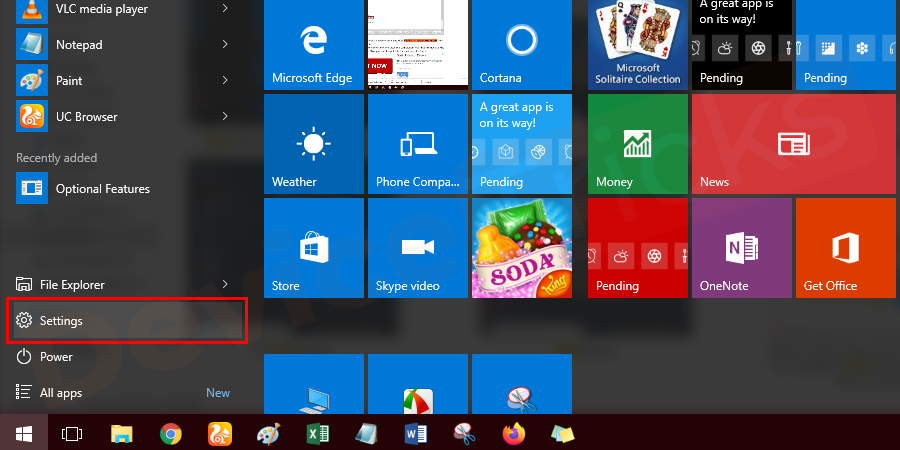 open-start-menu-select-settings-from-the-options-1